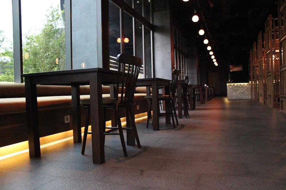 Veranda Hotel Pakubuwono Джакарта Екстер'єр фото
